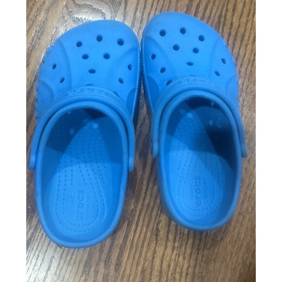 Crocs Unisex Kids Easy Slip-On Bouyant Baya Clog size 2 youth great condition - Picture 8 of 8
